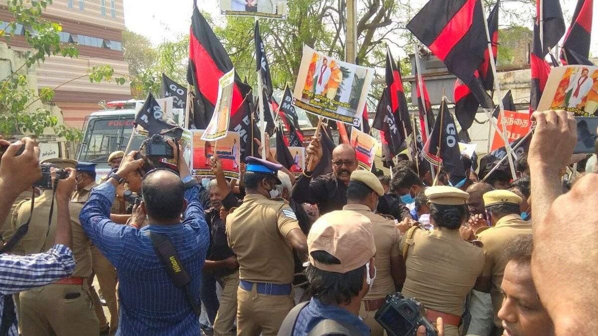 पीएम मोदी की यात्रा के खिलाफ कोयंबटूर में विरोध प्रदर्शन