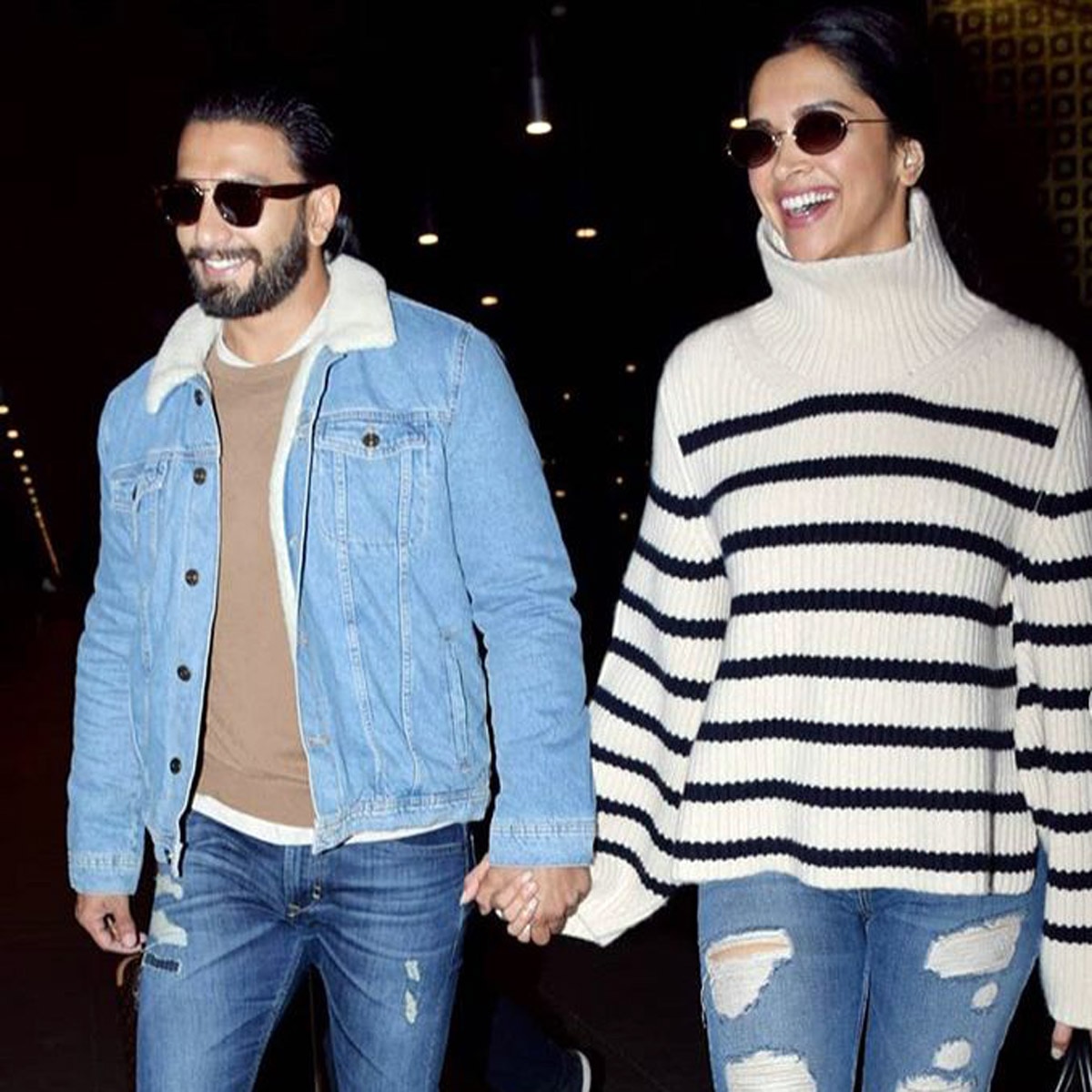 रिप्ड जींस पहने सितारे