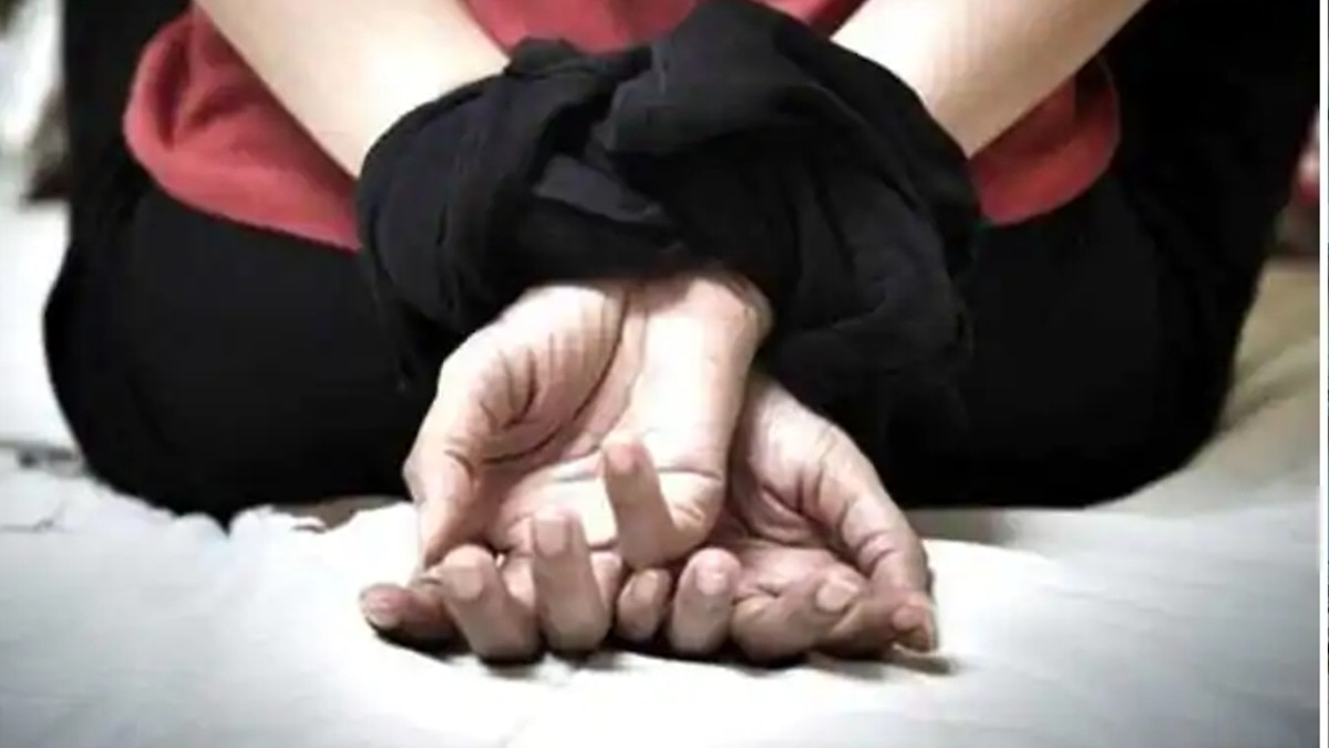 नाबाल‍िग का अपहरण कर कराया नशा, गैंगरेप की वीड‍ियो क्ल‍िप बनाकर करते रहे ब्लैकमेल  