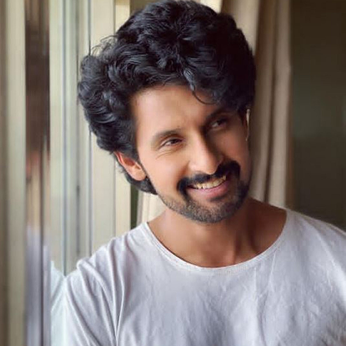 रवि दुबे