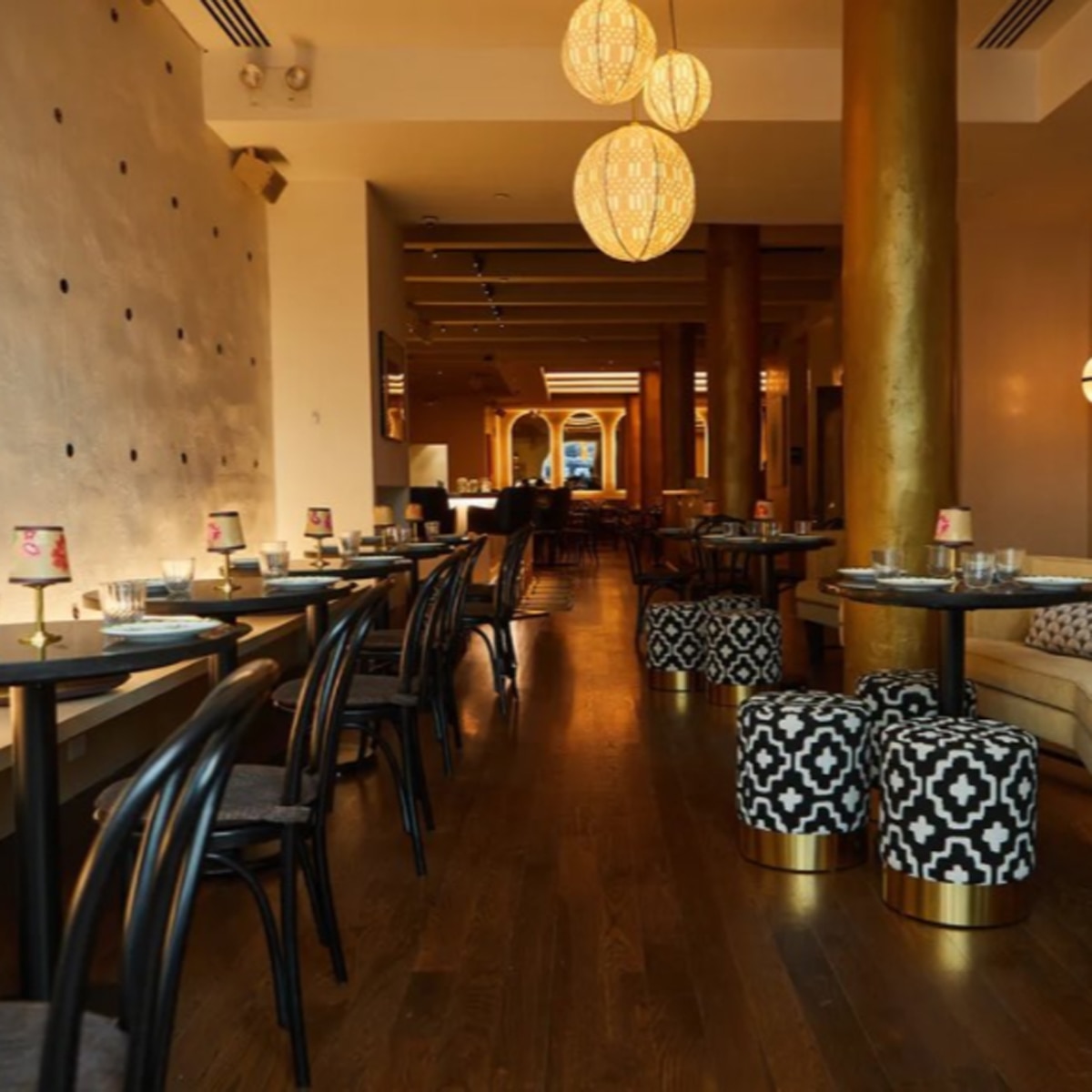 प्रियंका रेस्टोरेंट