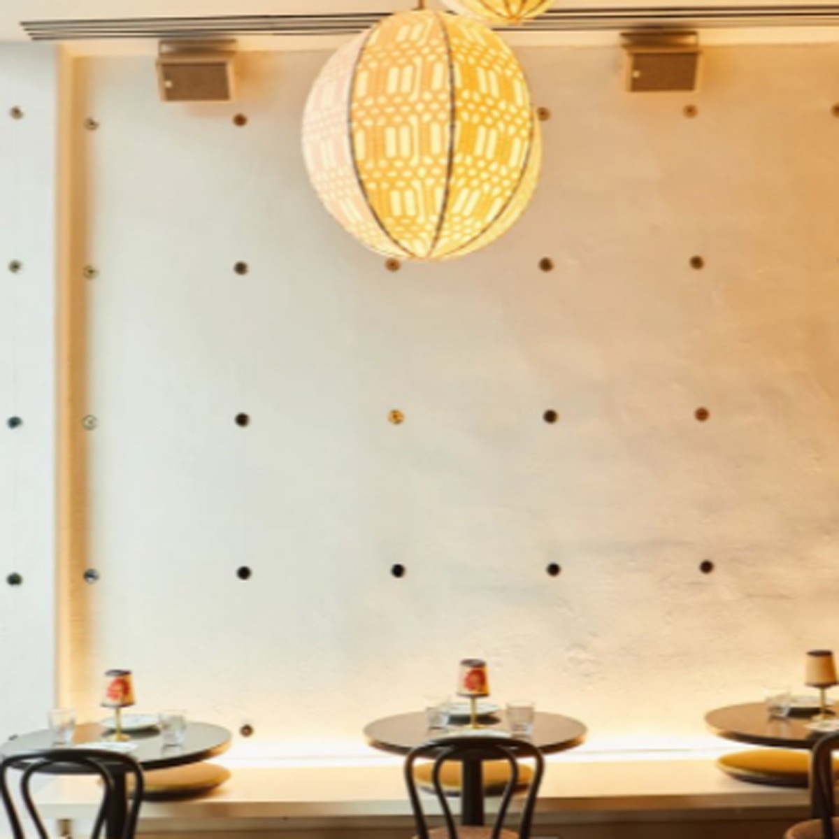 प्रियंका रेस्टोरेंट