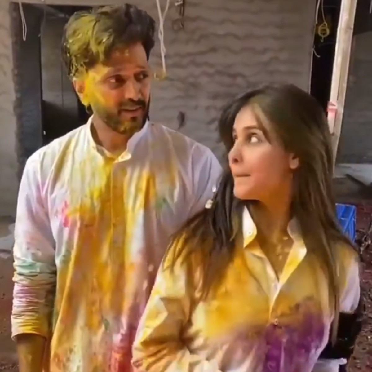 र‍ितेश देशमुख-जेनेल‍िया ड‍िसूजा 