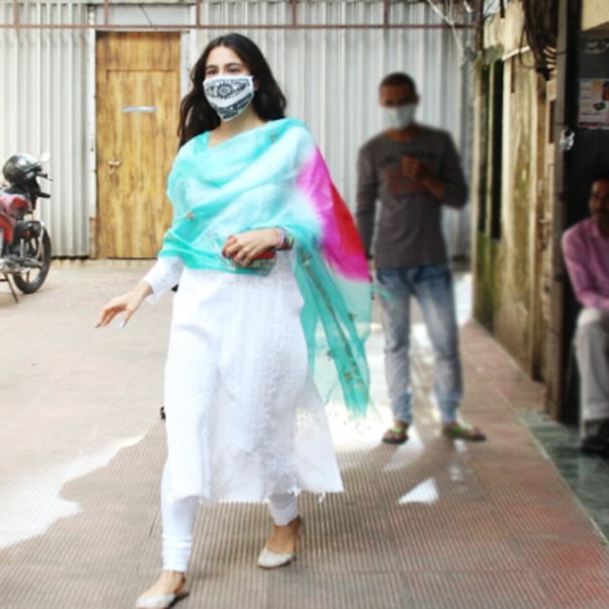 सारा अली खान 