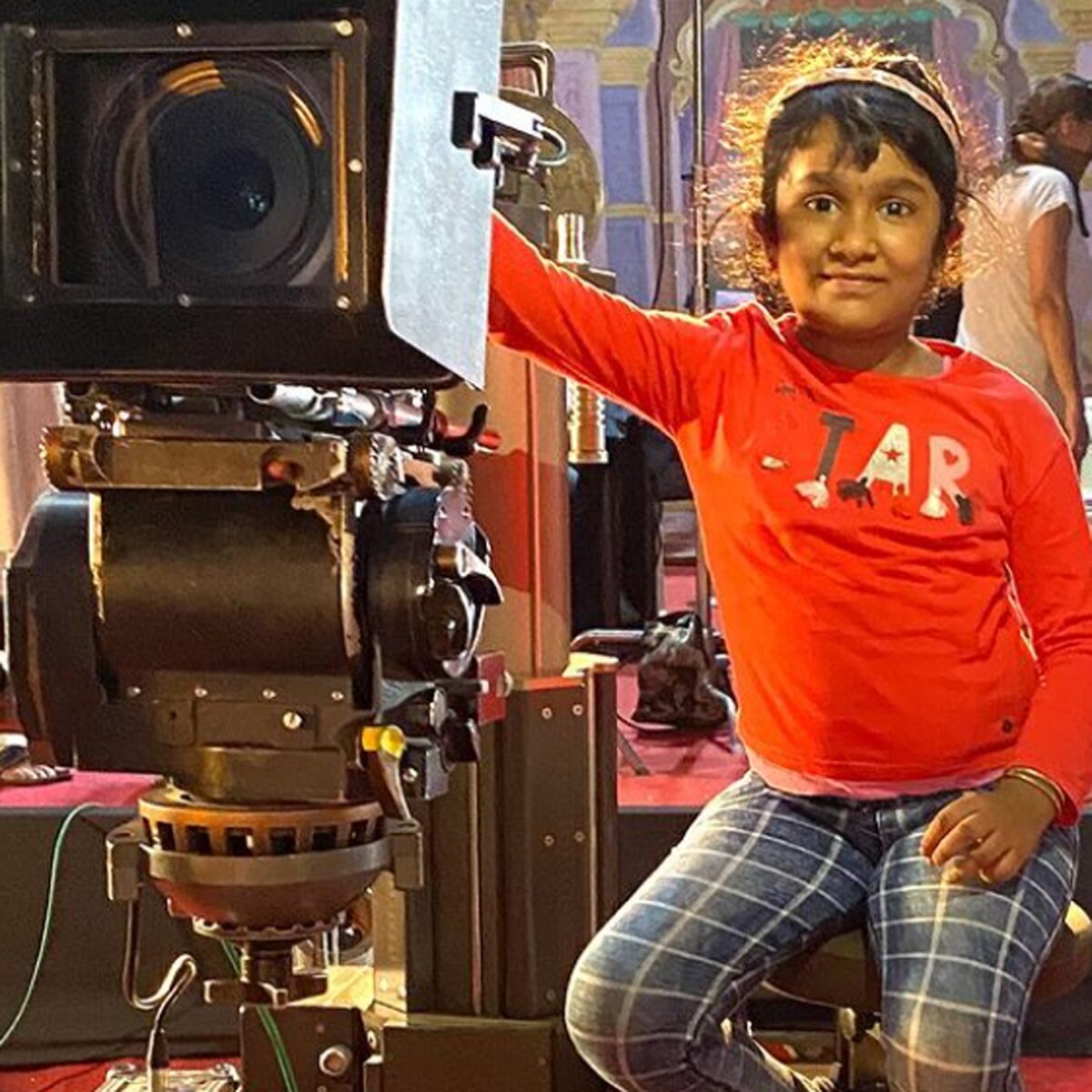 सतीश की बेटी वंश‍िका 