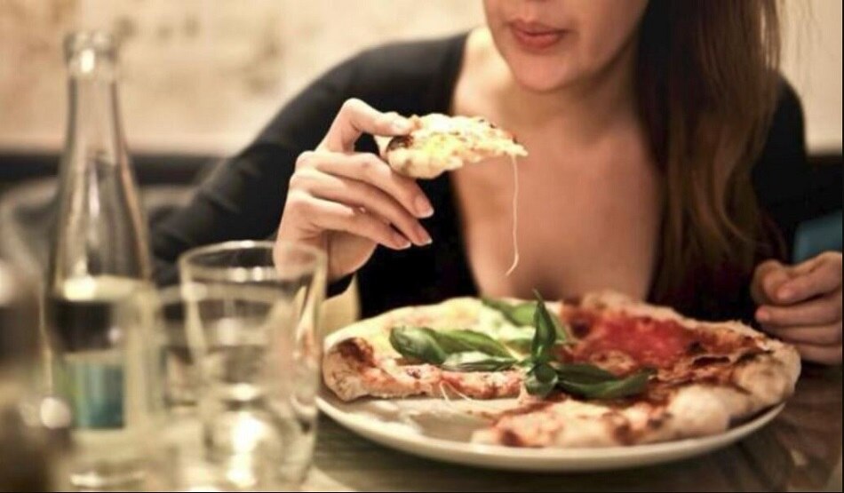 1 करोड़ के हर्जाने का दावा