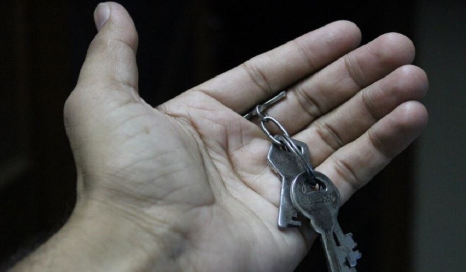 बदलनी पड़ी जेल की 600 चाबियां