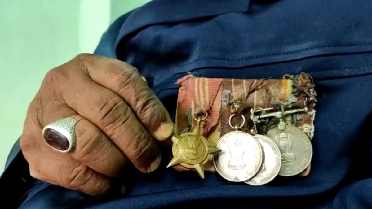 1971 की जंग के बाद करीम ने स्वैच्छिक सेवानिवृत्ति ले ली. 