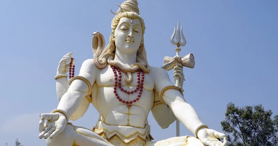 तिलक पर दें ध्यान