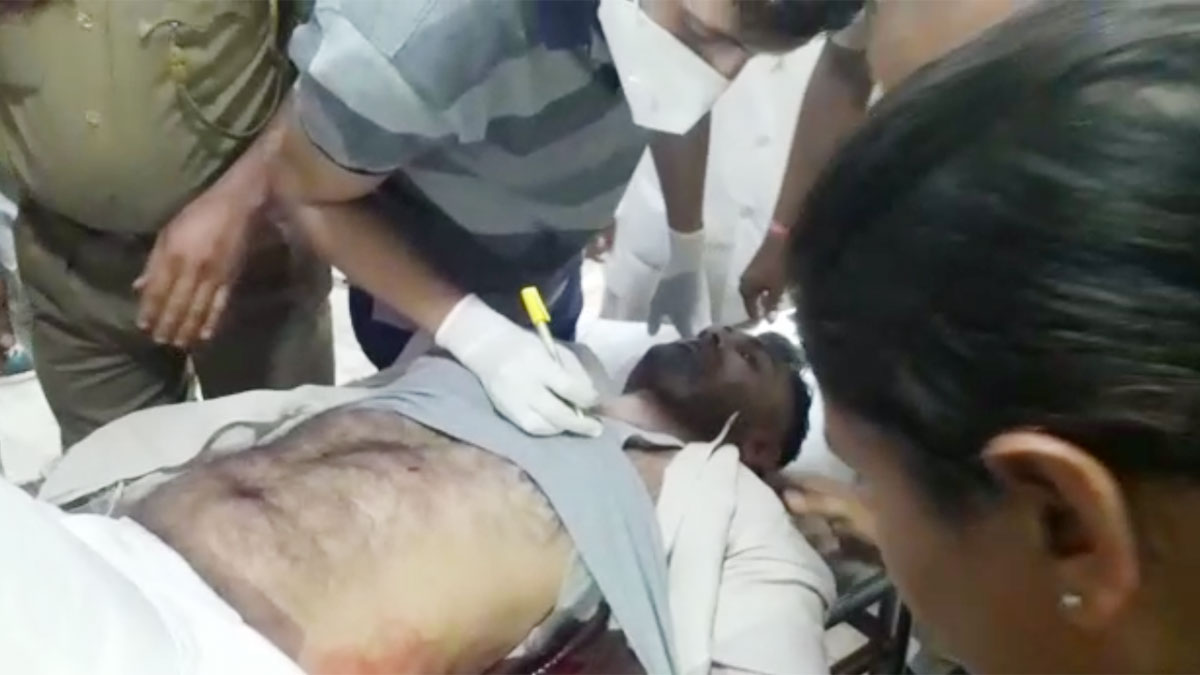 हिस्ट्रीशीटर की कार को घेरकर बरसाईं गोलियां (फोटो- अशोक शर्मा)