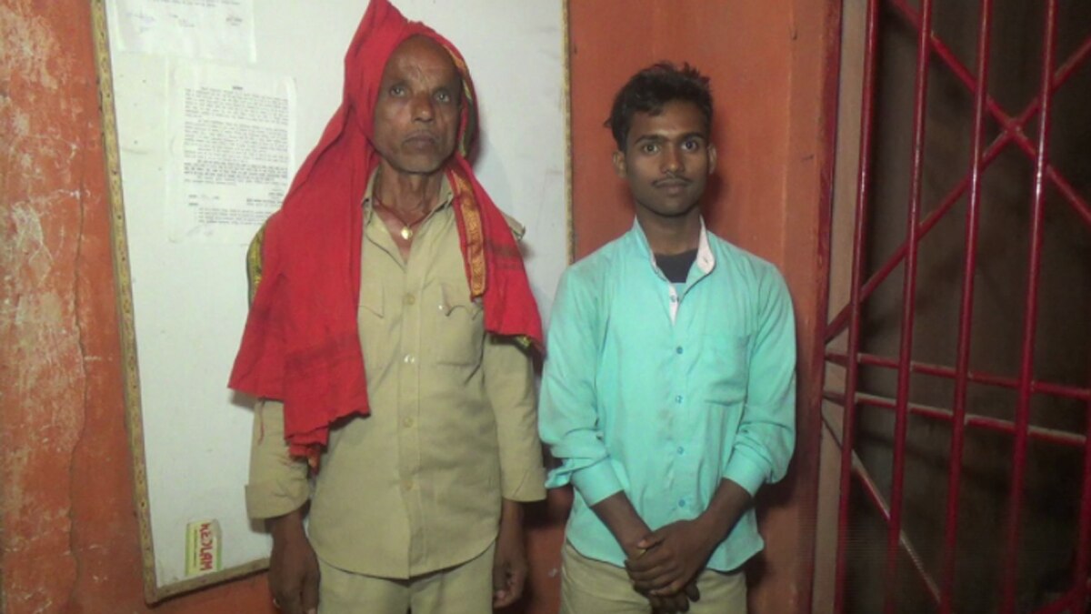 पटना की स्पेशल टीम ने FIR दर्ज कर वैशाली से की गिरफ्तारी.