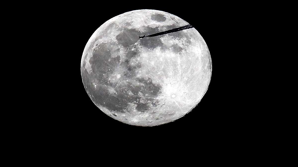 Supermoon Worm Moon Purnima