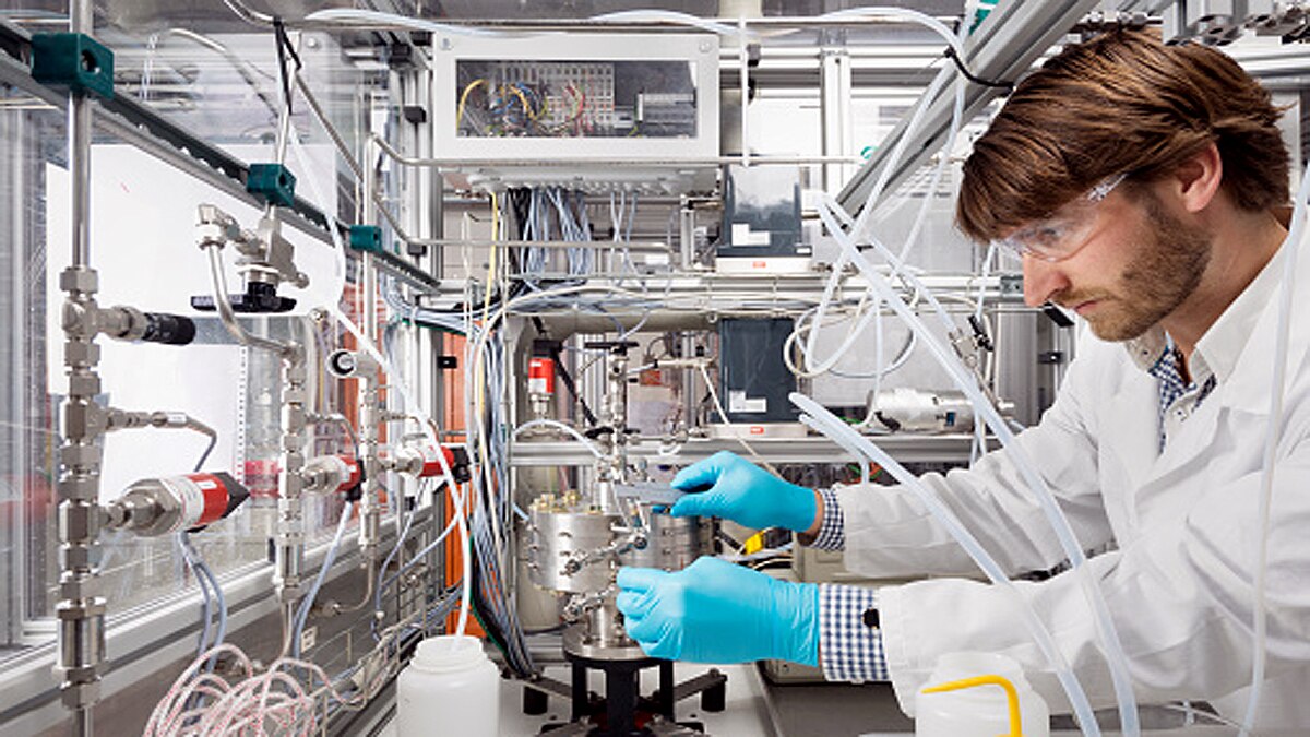 Scientists Grow Human Tear Glands