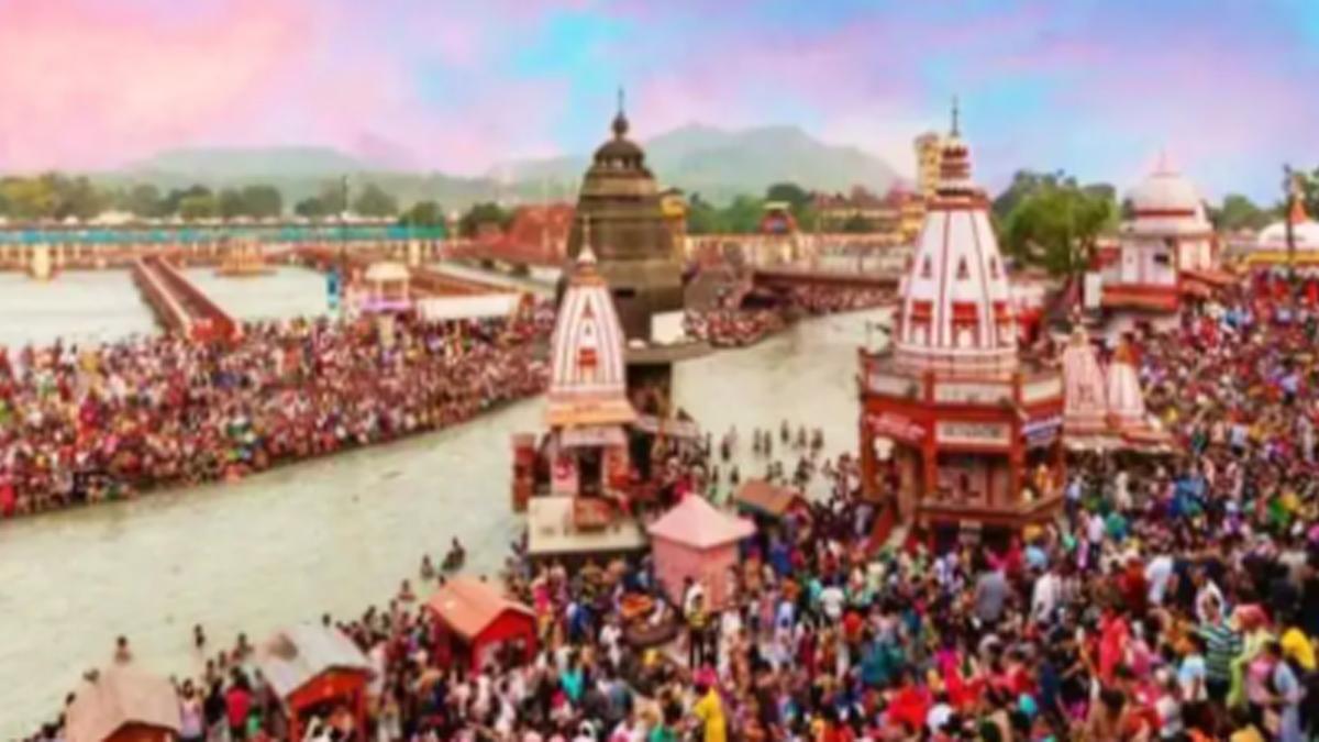 महाकुंभ का पहला शाही स्नान 