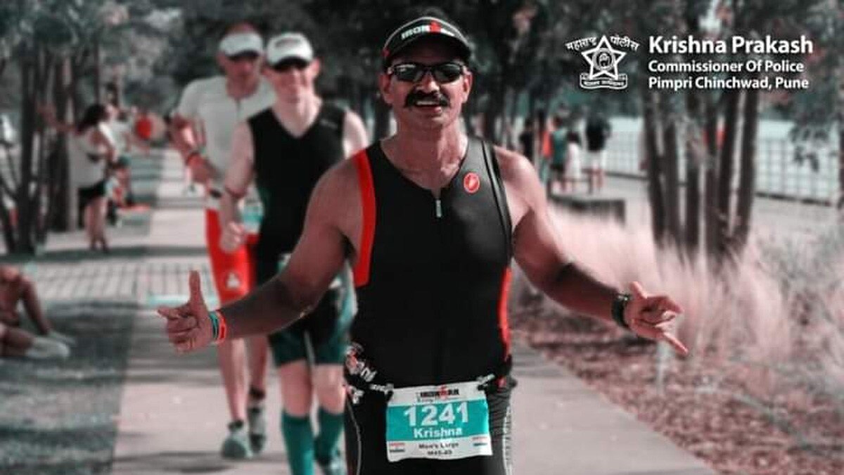 IPS कृष्ण प्रकाश तैराकी, दौड़ और साइकलिंग में माहिर