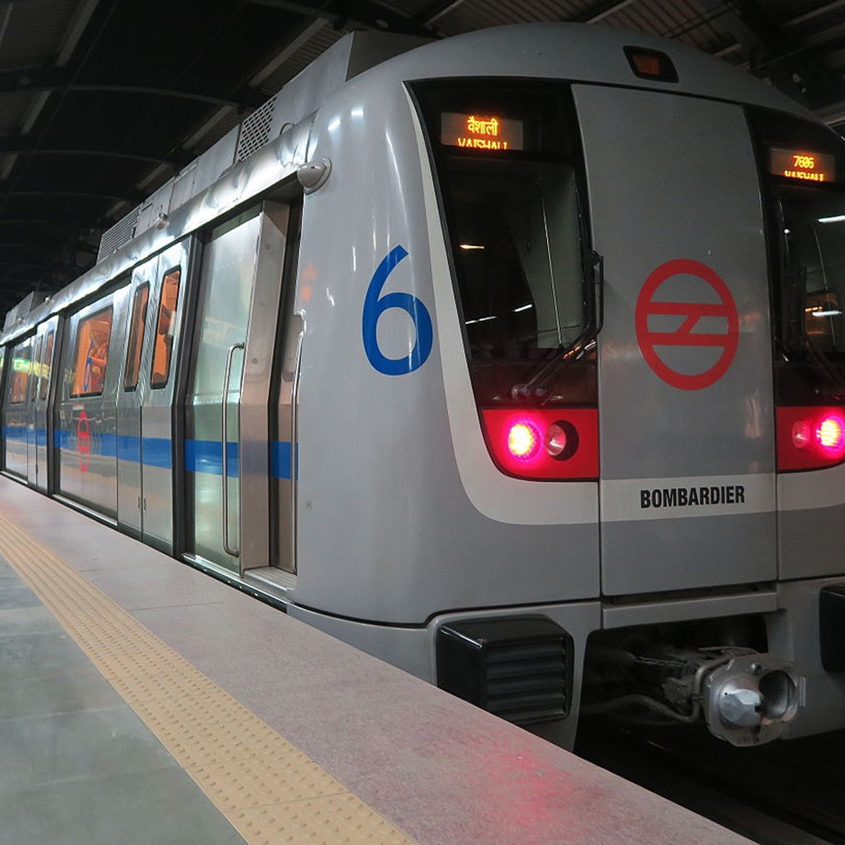 द‍िल्‍ली मेट्रो