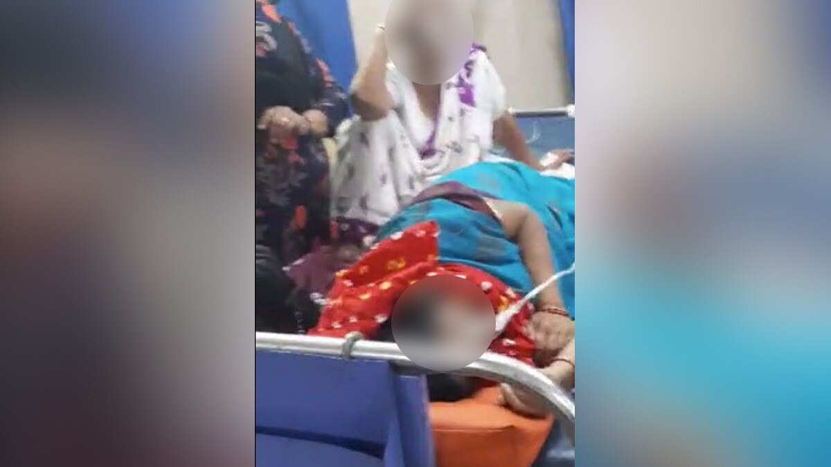 नागपुर के सरकारी अस्पताल में एक बेड पर दो मरीज