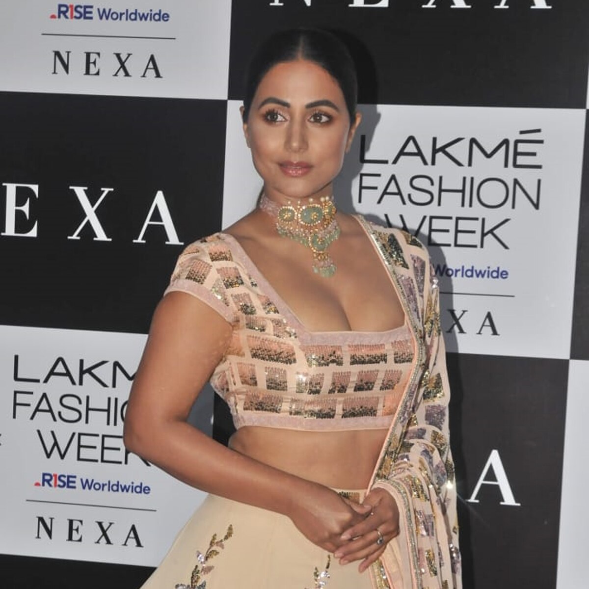 हीना खान 