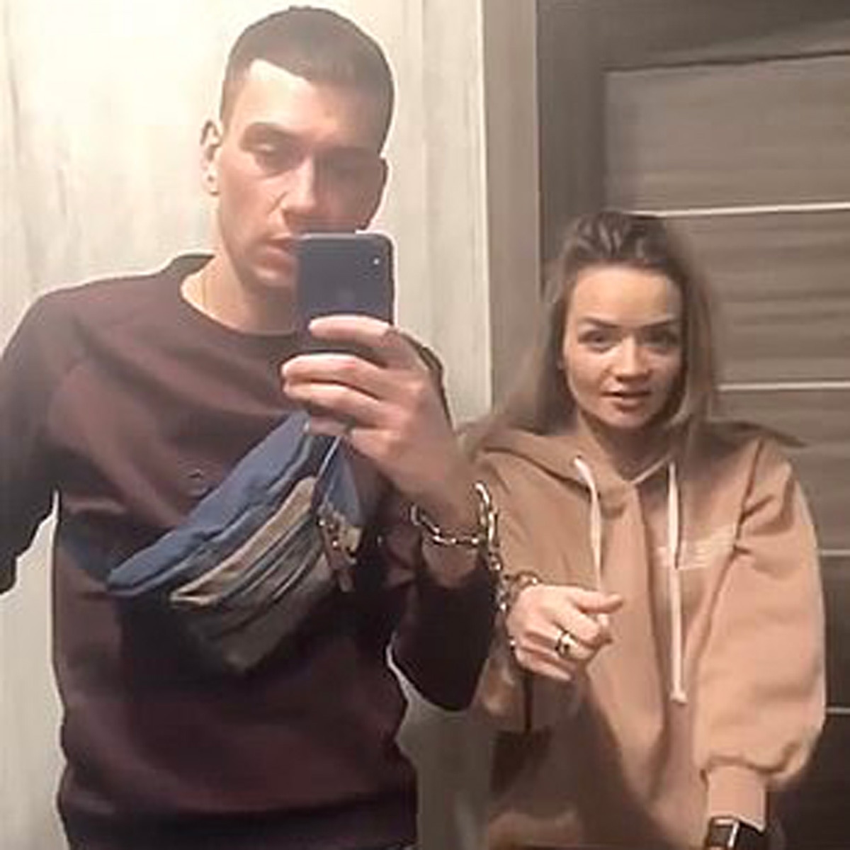 एलेक्जेंडर और विक्टोरिया