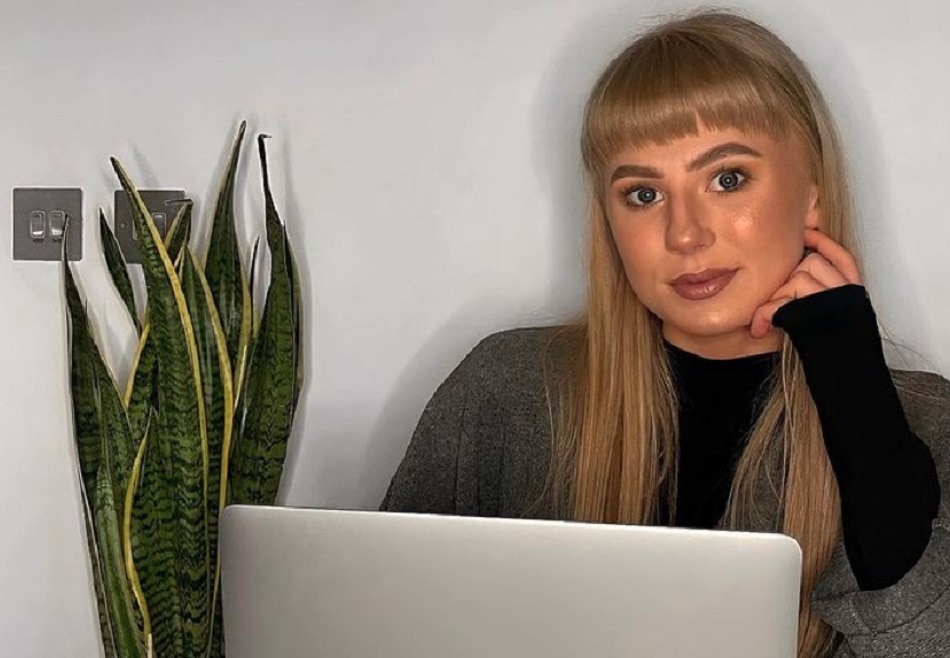 सोशल मीडिया पर तस्वीरों का अश्लील कारोबार 8