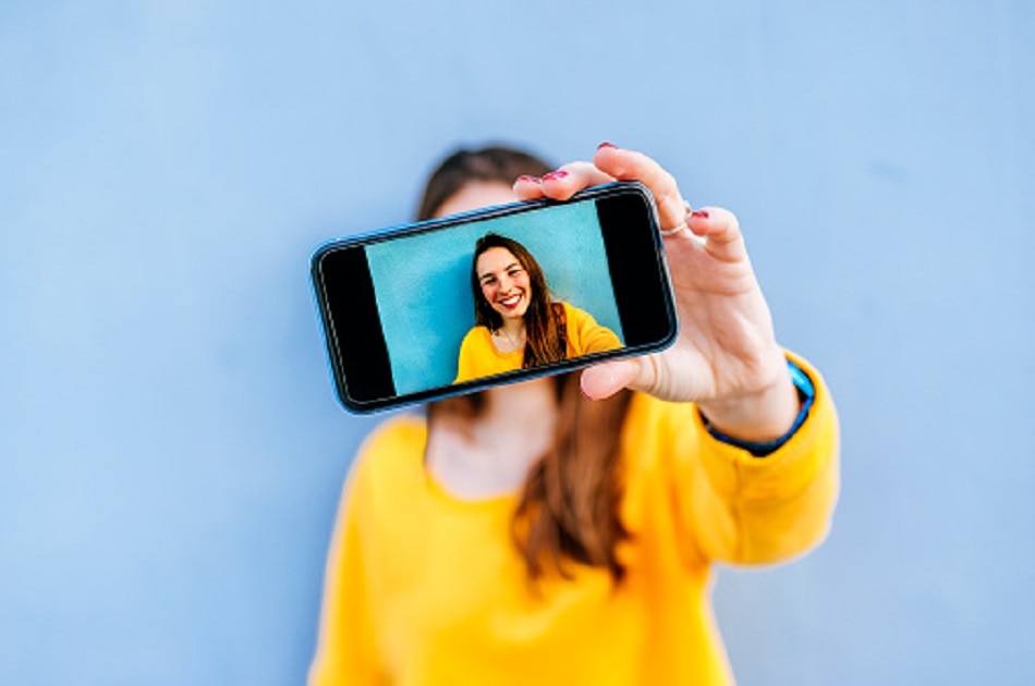 सोशल मीडिया पर तस्वीरों का अश्लील कारोबार 4