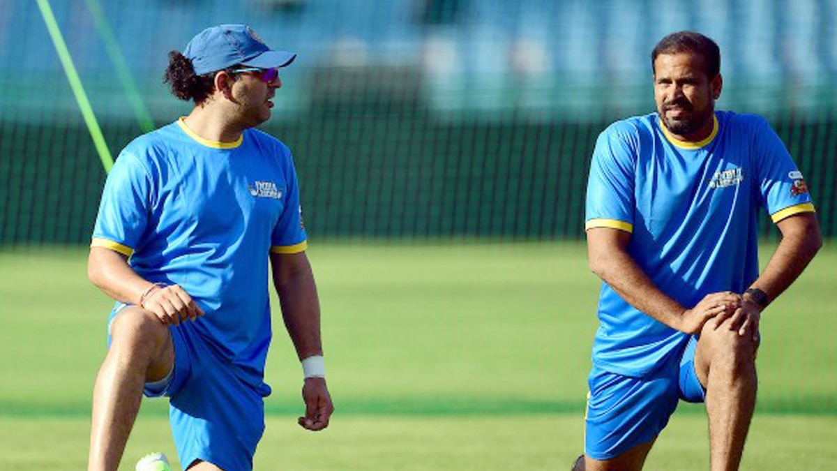 yuvraj singh hits four sixes in a row