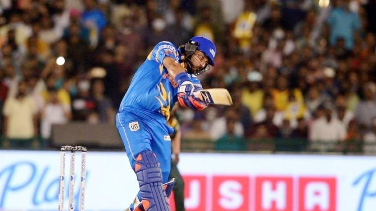yuvraj singh hits maximum 17 sixes in the tournament