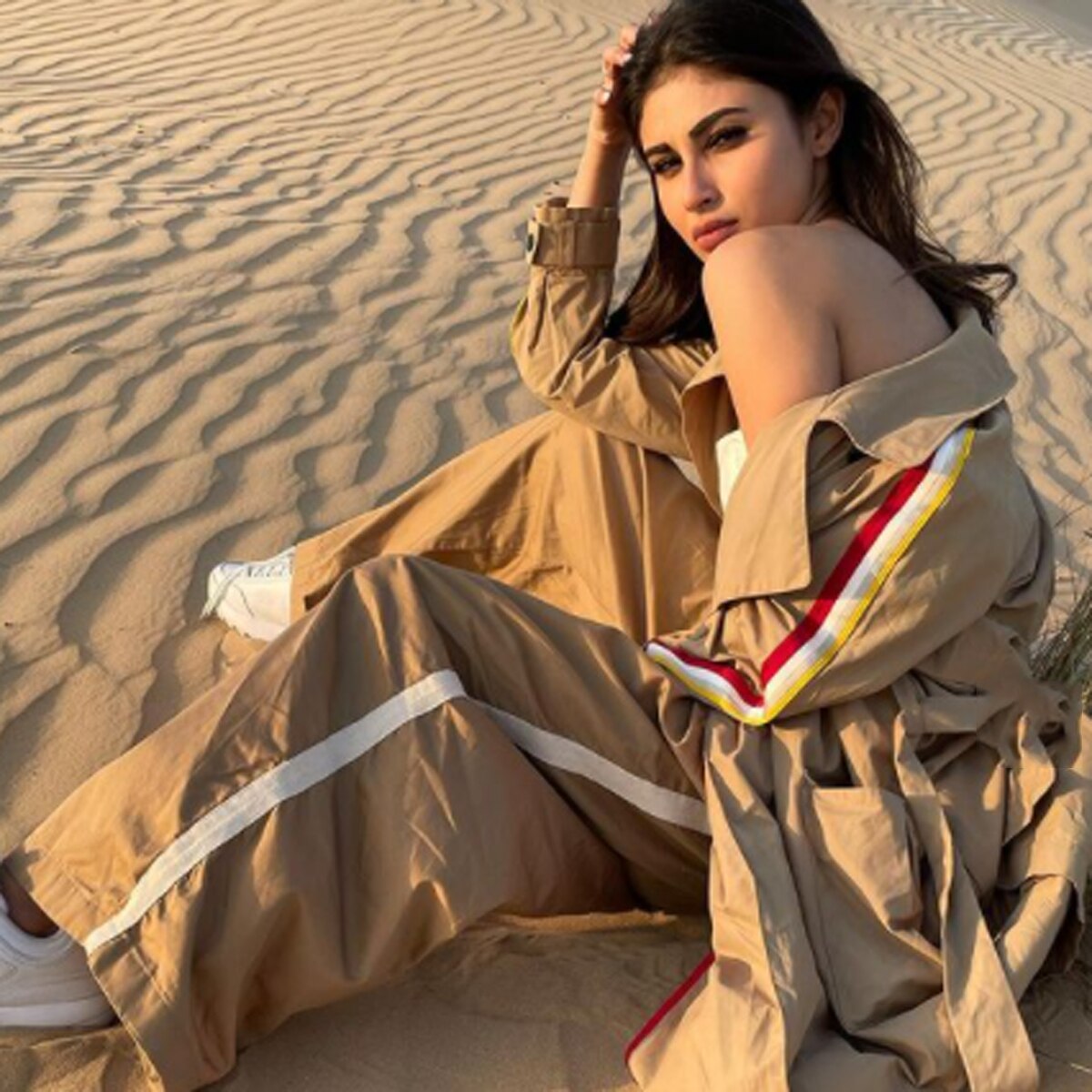 मौनी रॉय