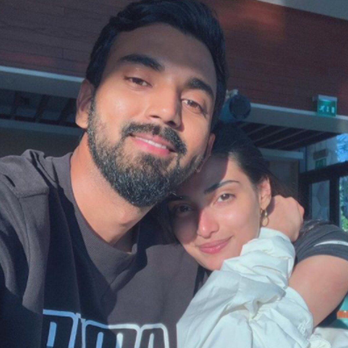 अथिया शेट्टी-केएल राहुल