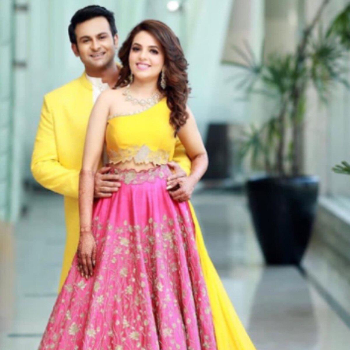 सुगंधा मिश्रा-संकेत भोसले 