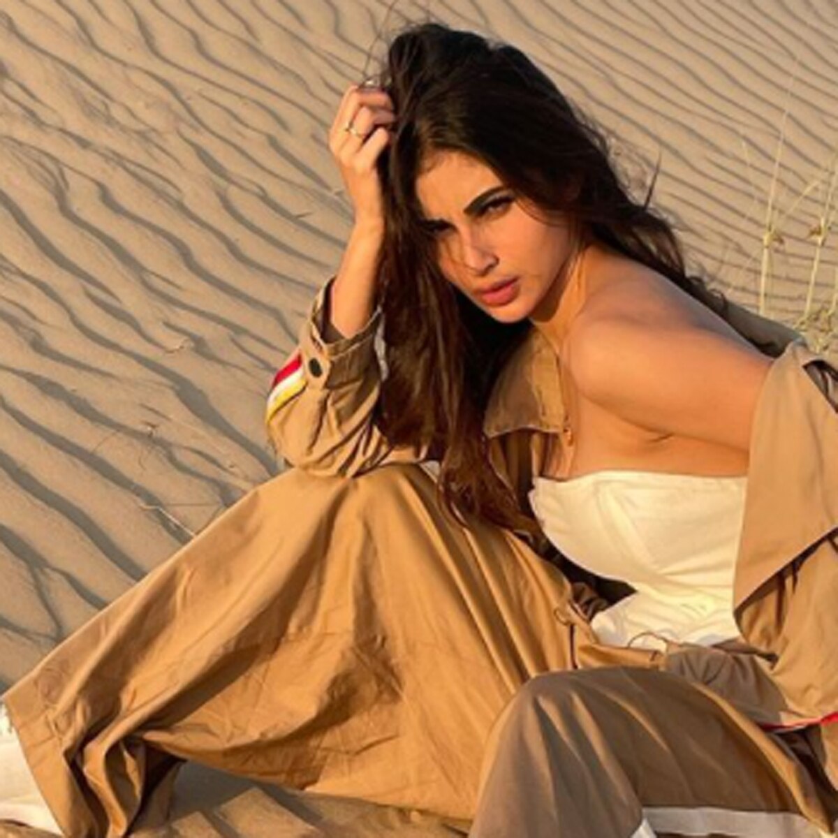 मौनी रॉय