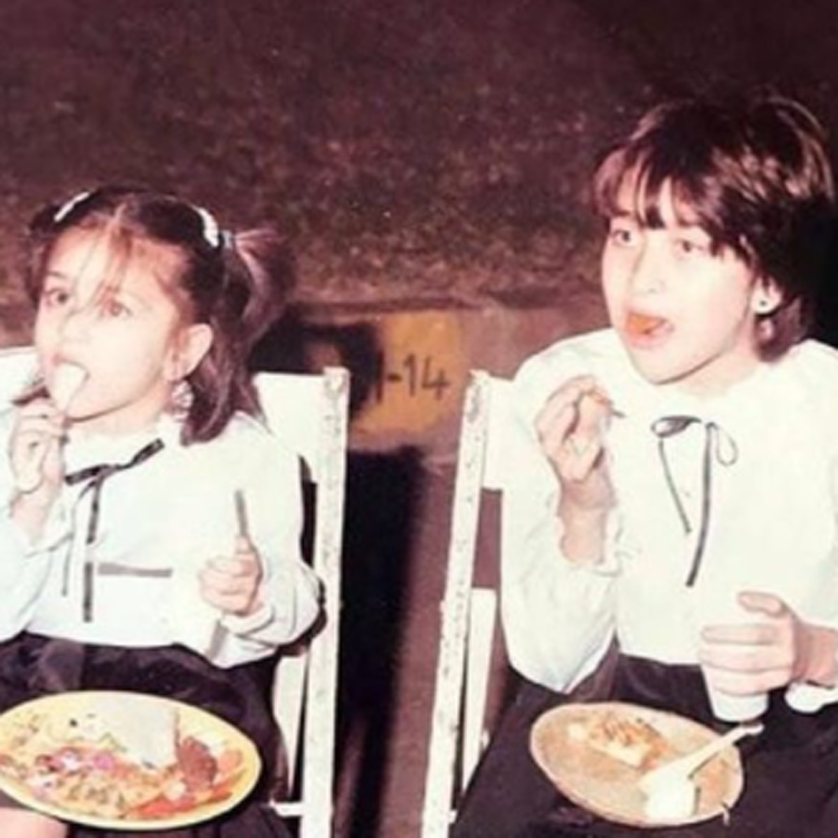 करीना कपूर खान-करिश्मा कपूर 