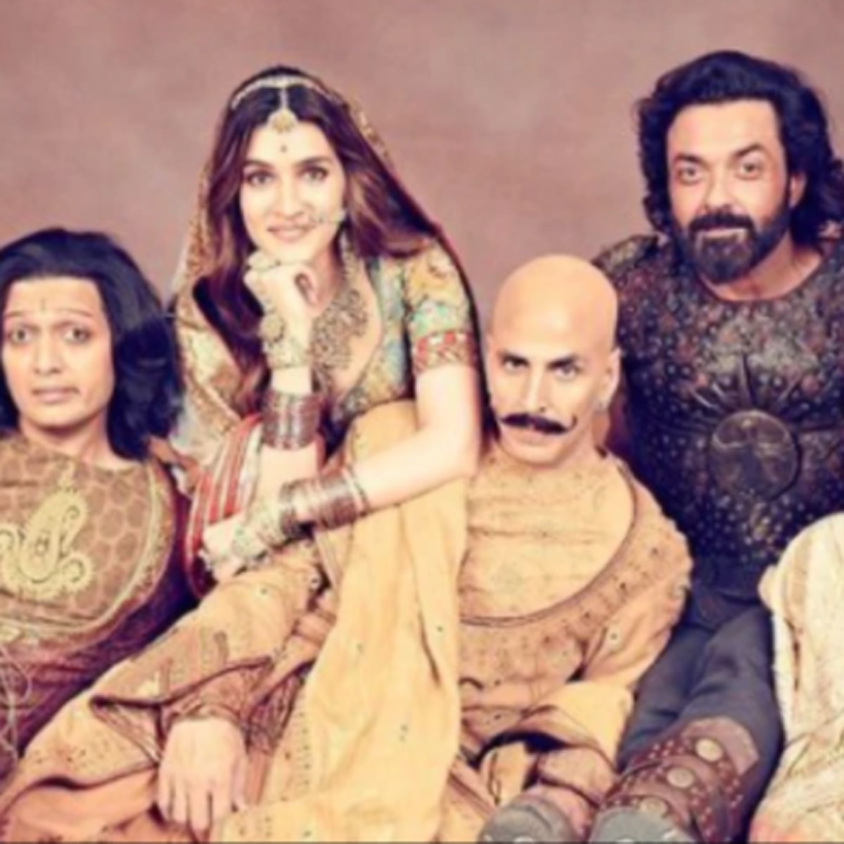 कृति सेनन 