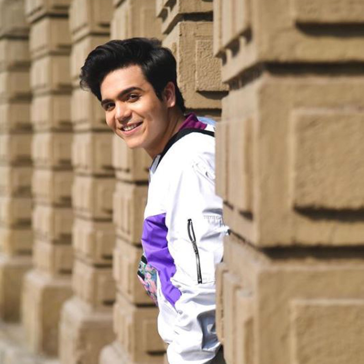 राज अनादकट