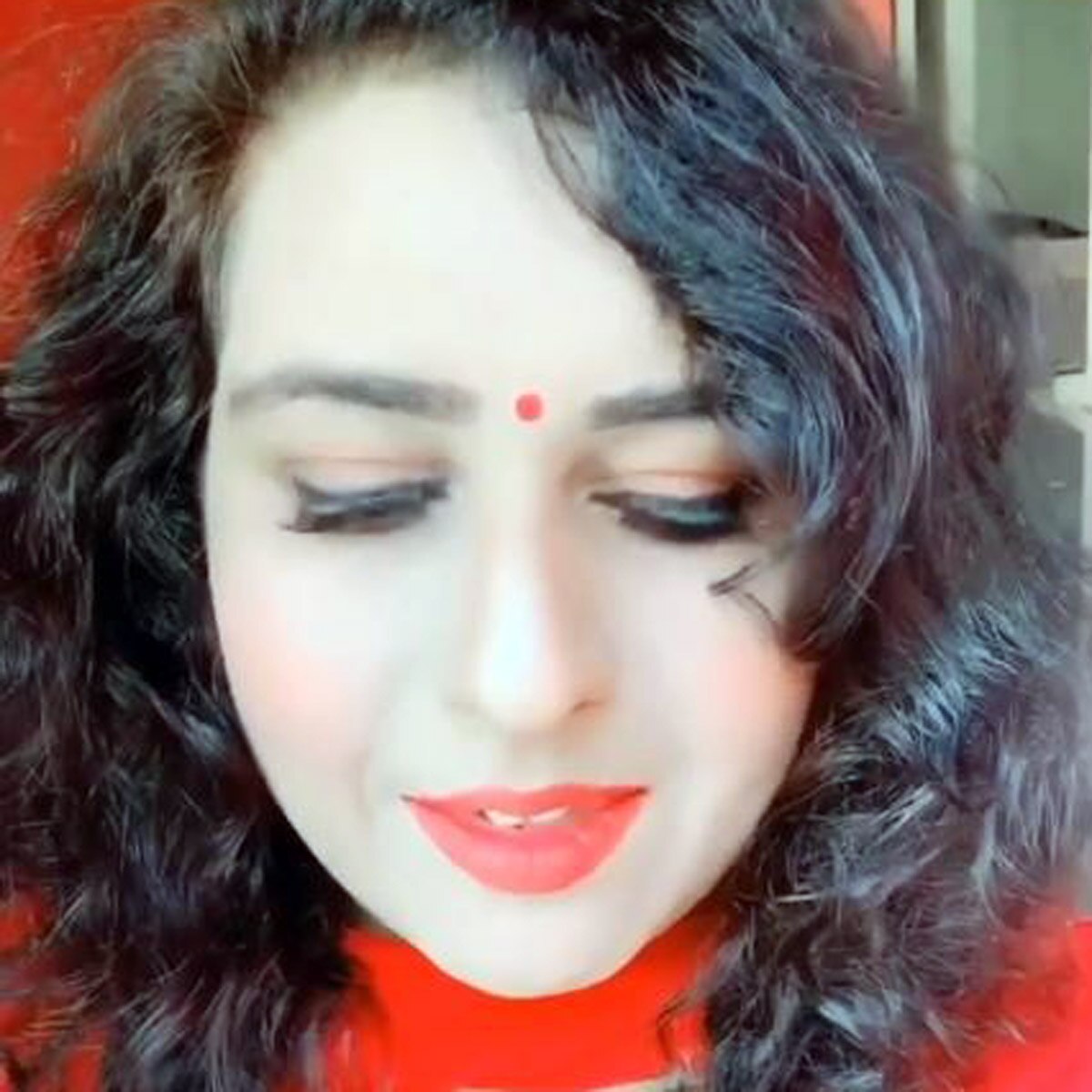 करिश्मा कपूर हमशक्ल