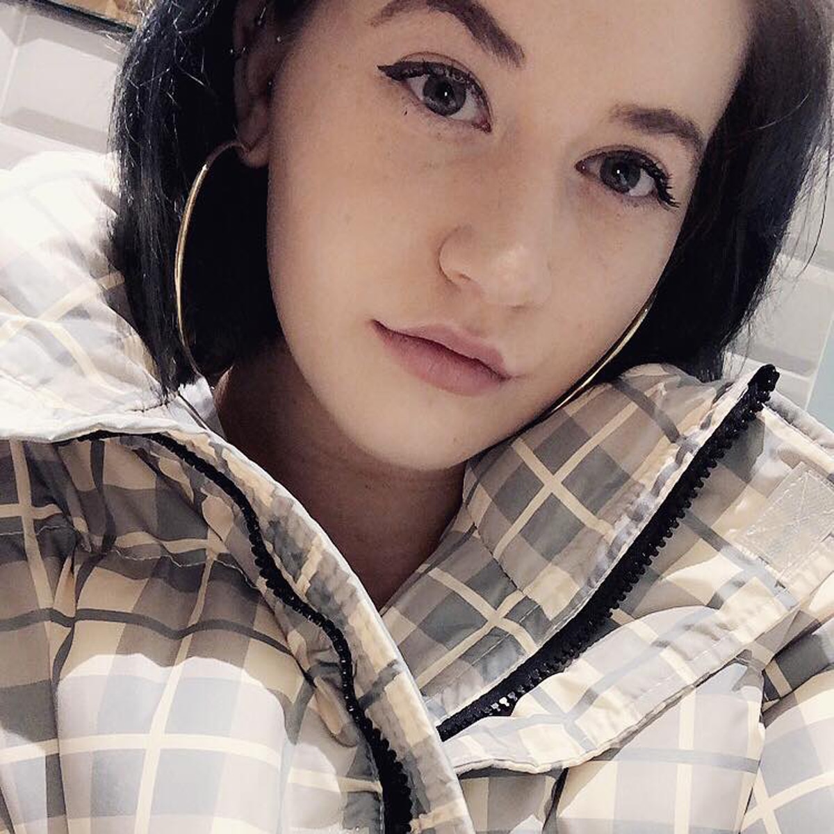 jailer love criminal