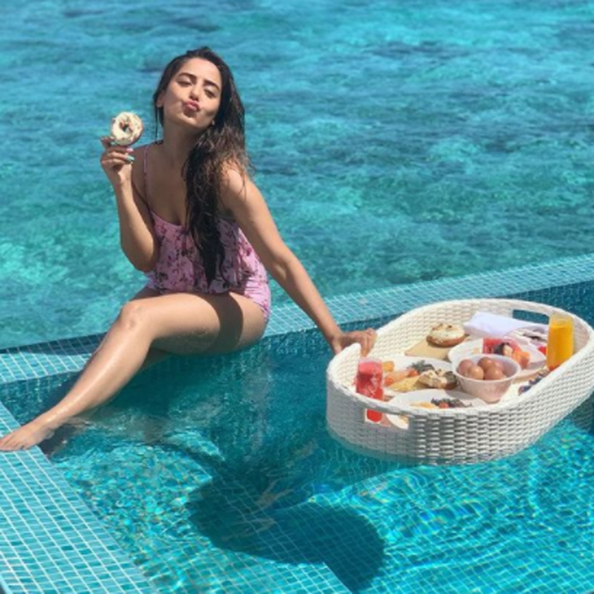 सृष्‍ट‍ि रोड़े