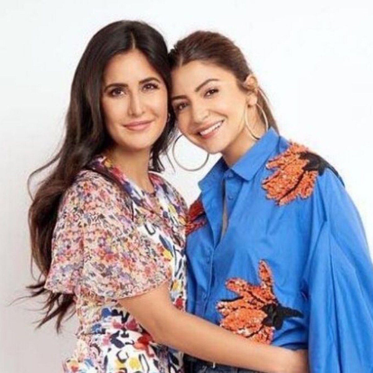 अनुष्का-प्रियंका 