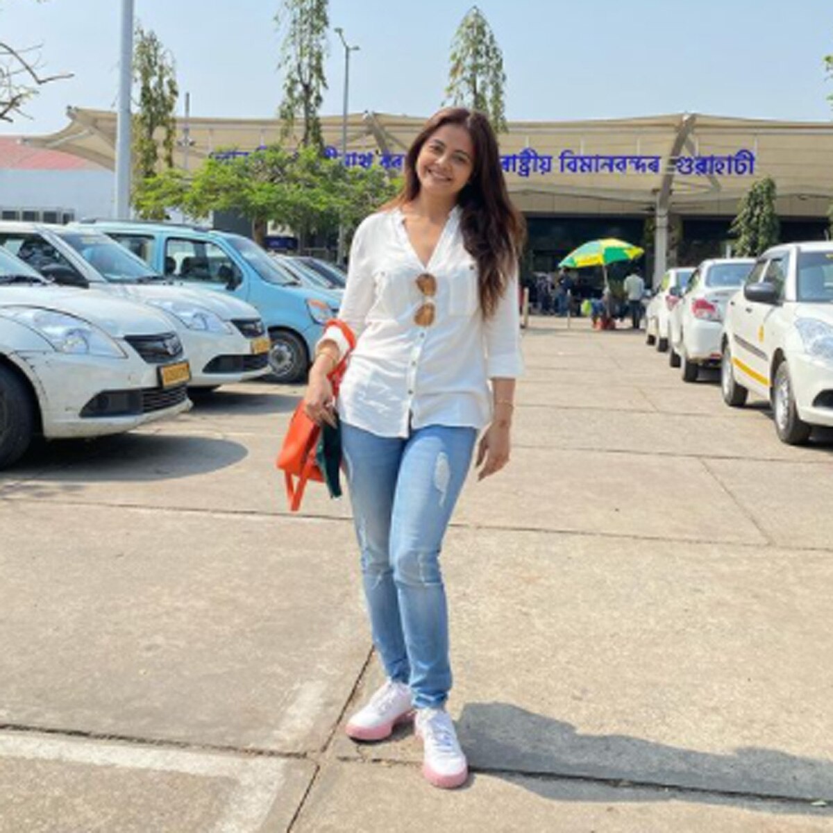  देवोलीना भट्टाचार्जी 