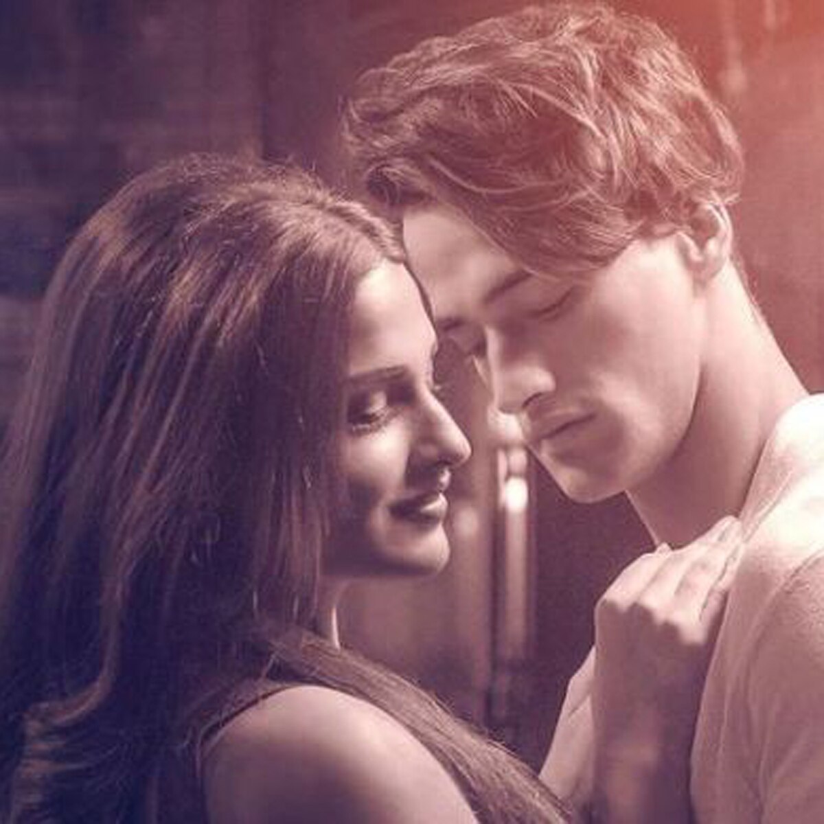 हिमांशी खुराना