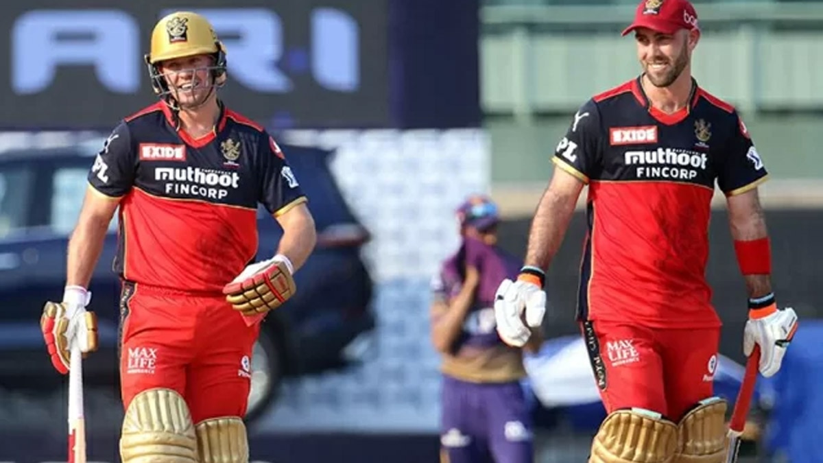 ab devilliers and glenn maxwell 