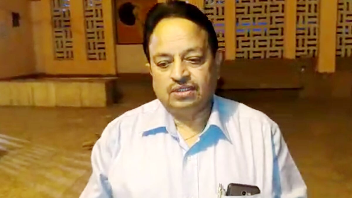  कोरोना मरीज के दाह संस्कार के लिए मांगी जा रही है रिश्वत