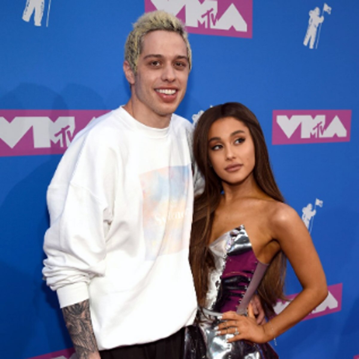 Ariana Grande And Pete Davidson 