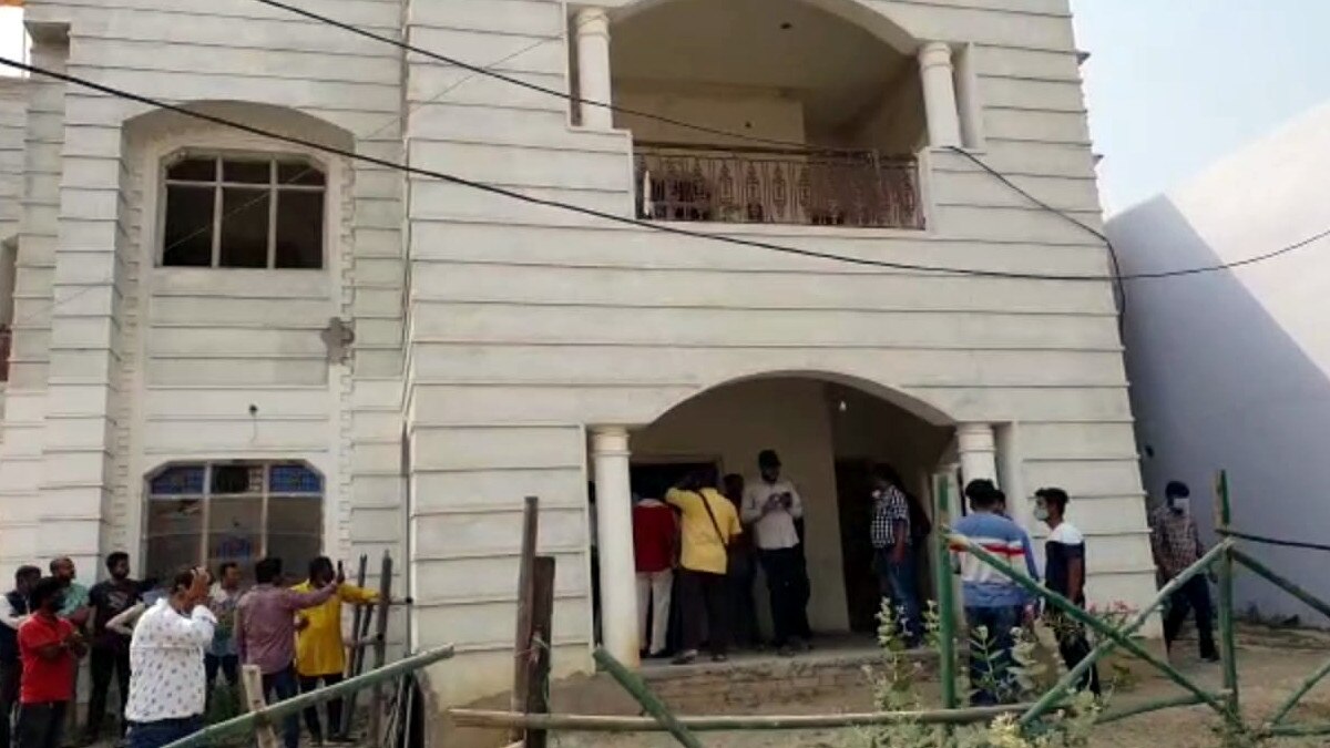 सस्पेंड SDO का 12 घंटे तक हाईवोल्टेज ड्रामा, पत्नी और बहू को गनपॉइंट पर बनाया बंधक, समधी को मारी गोली