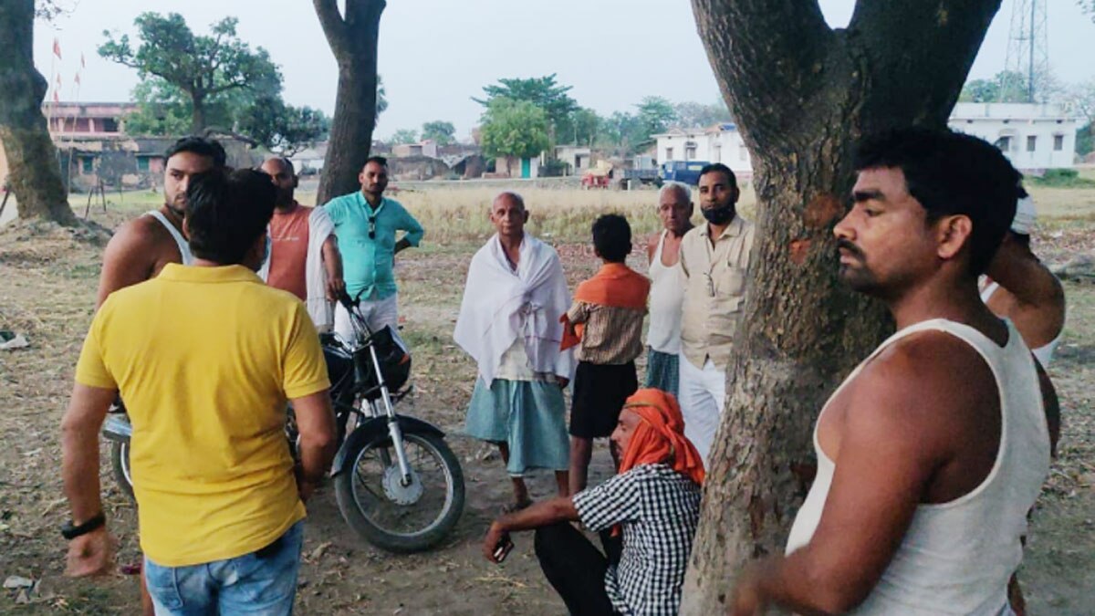 ग्रामीणों ने मॉब लिंचिंग कर विक्षिप्त शख्स को पीटकर जिंदा जलाया