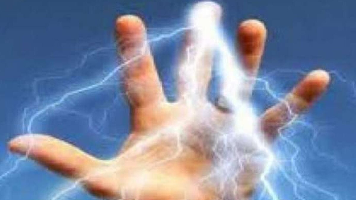 सोशल डिस्टेंसिंग का पालन कराएगा ये ‘ब्रेसलेट’, ज्यादा पास आने पर देगा झटका 