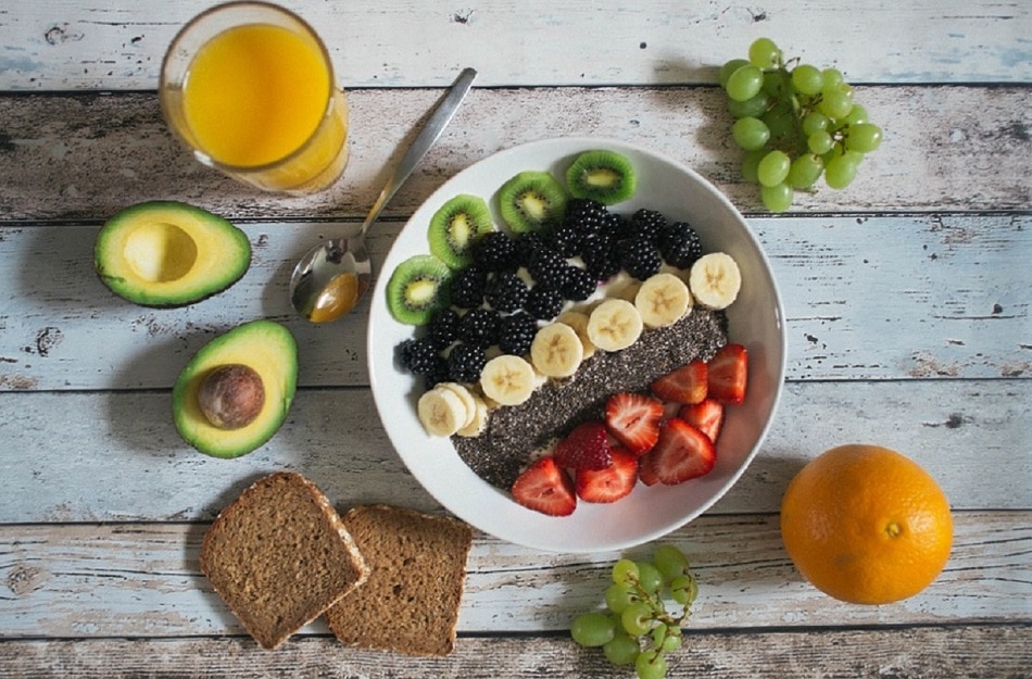 पेट भरा रखें