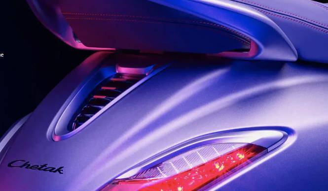 नए बजाज चेतक में फिक्स्ड टाइप Li-Ion बैटरी