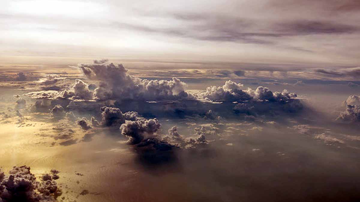 World's Coldest Cloud Over Pacific