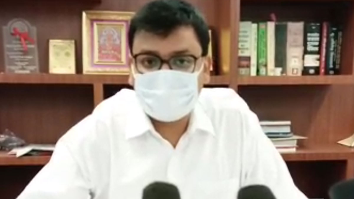 बेटियों की शादी में होने वाले खर्च से दो लाख बचाकर शख्स ने कोविड मरीजों को दिया दान